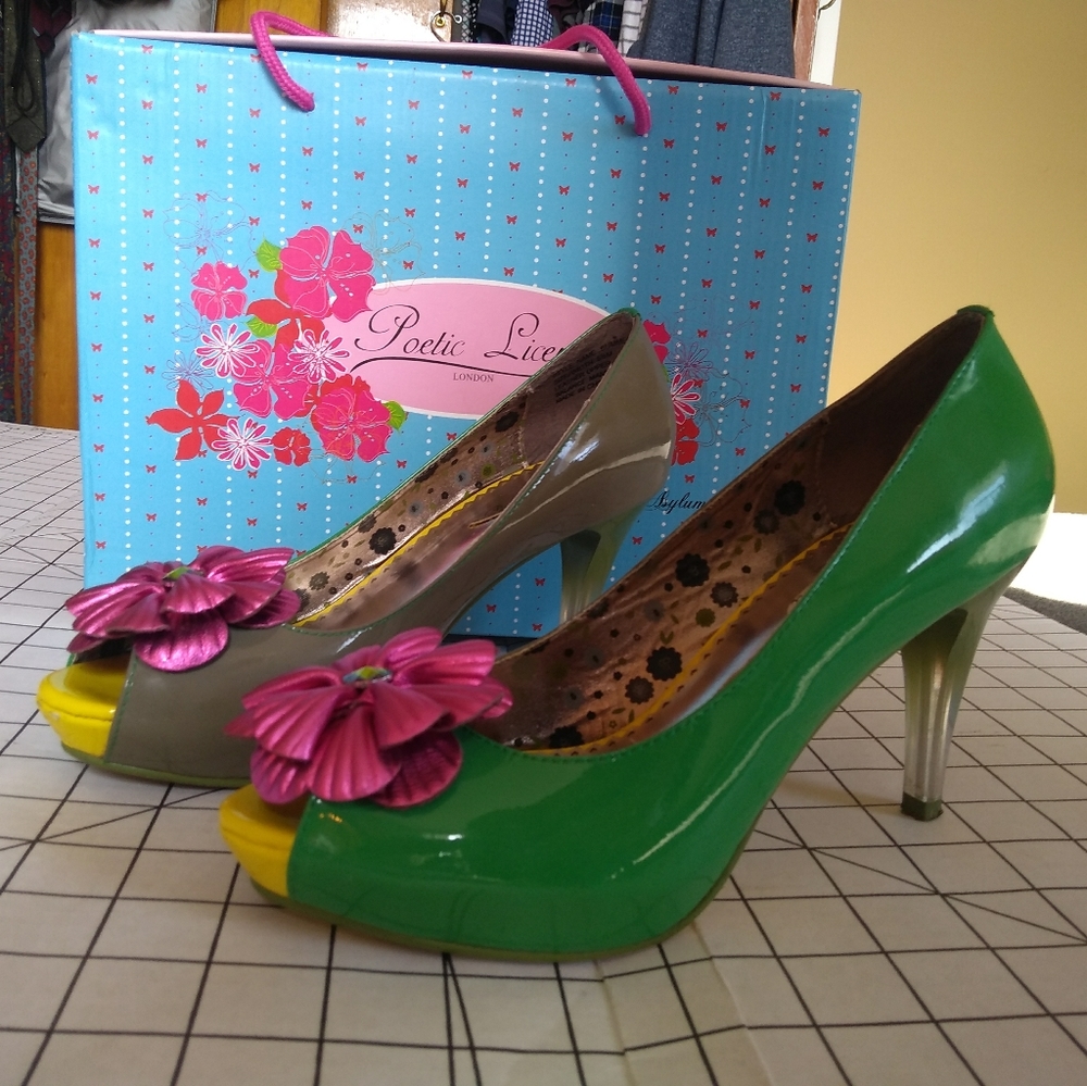 Poetic License Summer Bloom Mint high heels